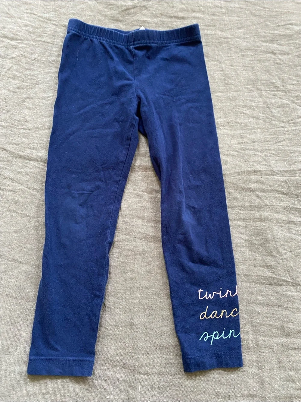 Bundle girls leggings, size 4-5T/XS